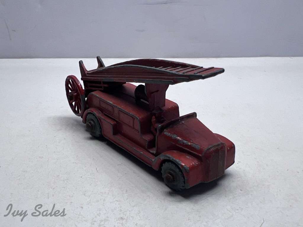 Matchbox Moko #9 Fire Engine