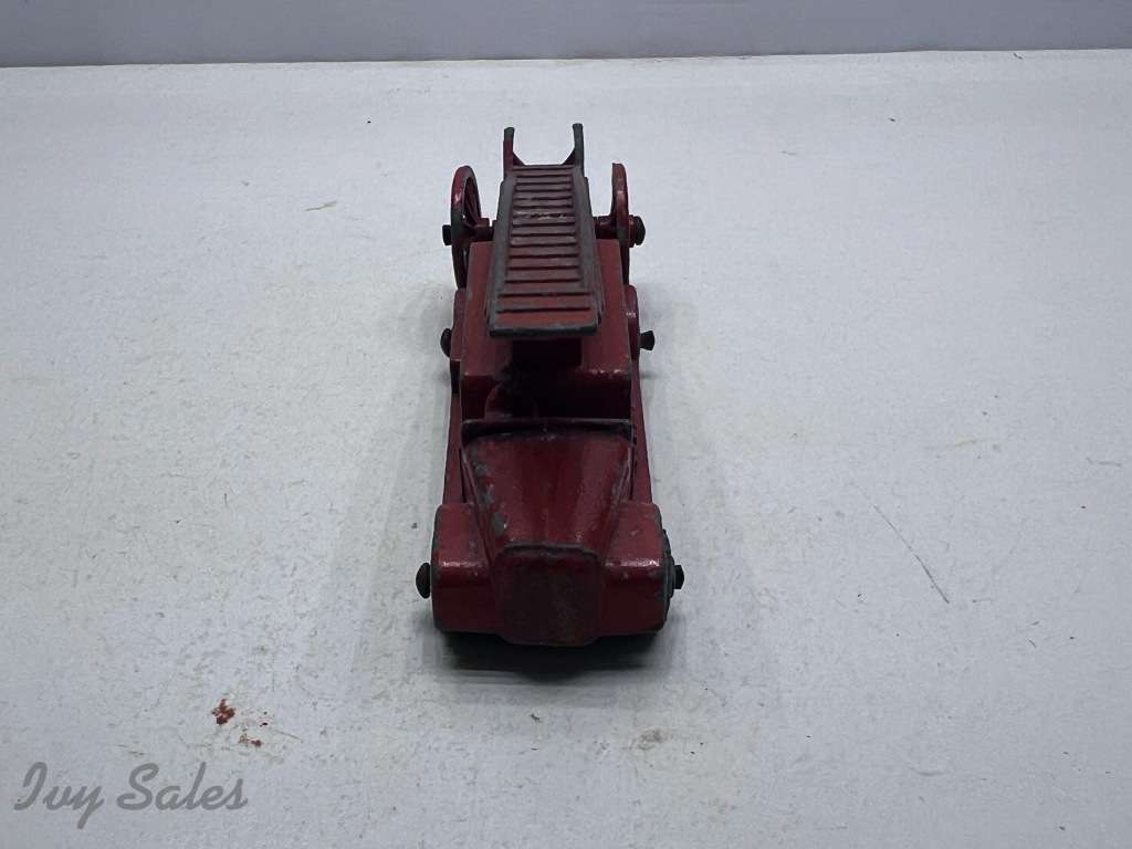 Matchbox Moko #9 Fire Engine