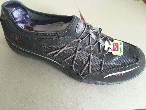 Ladies Skechers Breathe Easy Weekender - Size 8