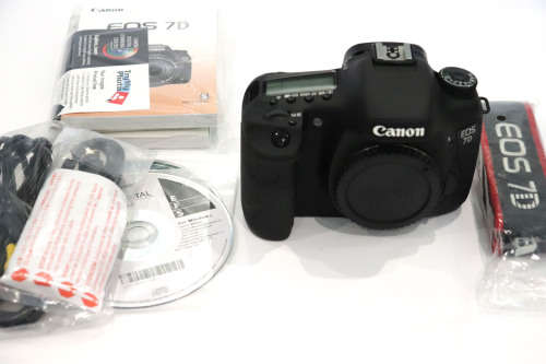 Canon EOS 7D Camera
