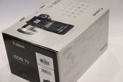 Canon EOS 7D Camera