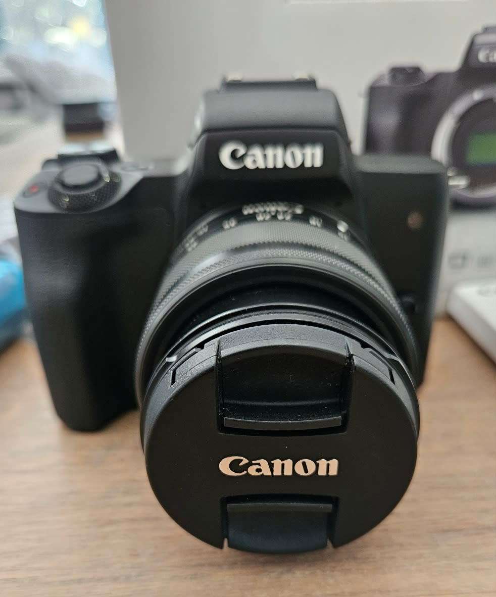 Canon EOS M50 Mirrorless Camera