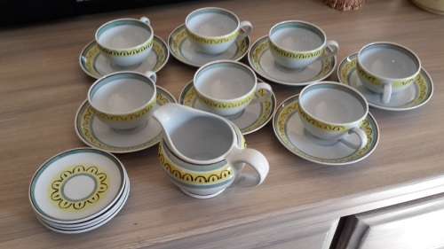 Arabia Finland porcelain 19 piece tea set