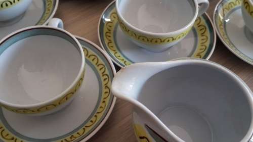 Arabia Finland porcelain 19 piece tea set