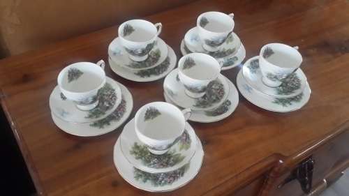 Stunning Royal Vale trio's x 6 - mint condition