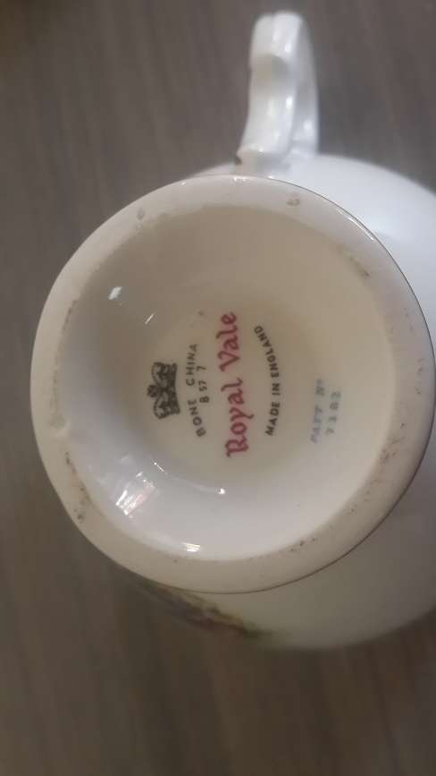 Stunning Royal Vale trio's x 6 - mint condition