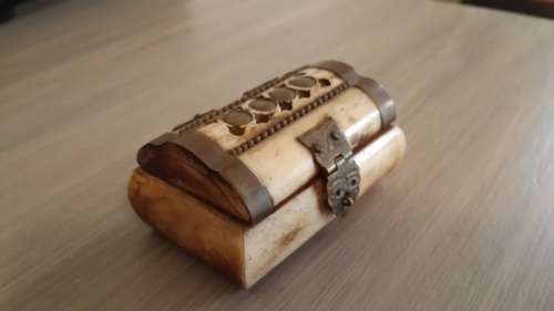 Vintage bone china & brass box with vintage marbles