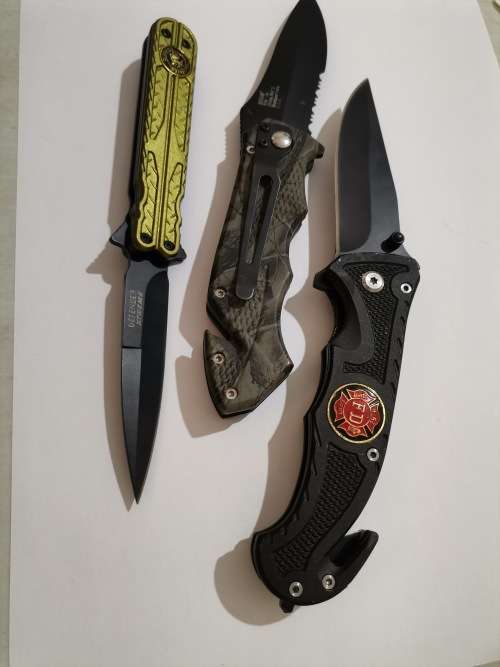 Pocket Knives - 3 pieces - as per pic