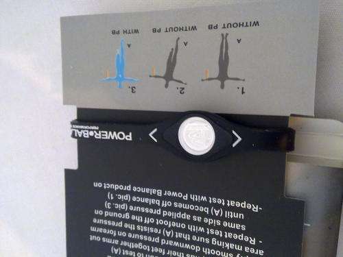 POWER BALANCE ODD STOCK {M} WRISTBAND BLACK **Slight stains**