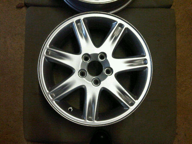 Volvo Origenal 16" MAGS / RIMS