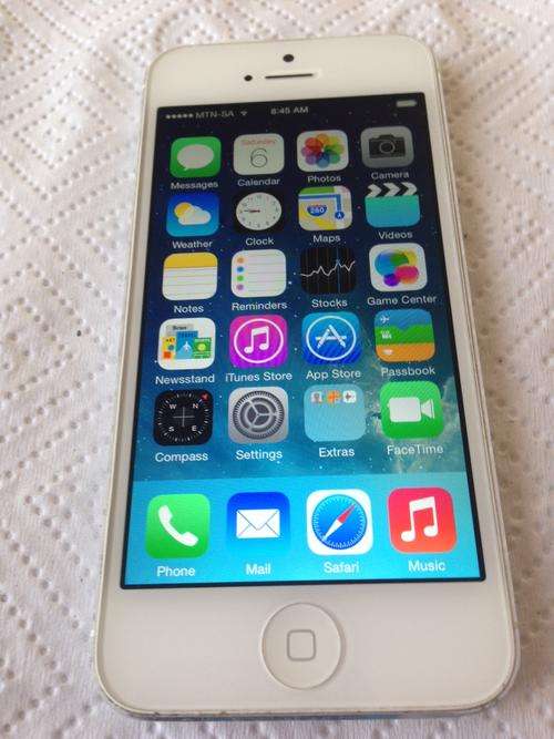 Apple iPhone 5 32GB ***PLEASE READ***