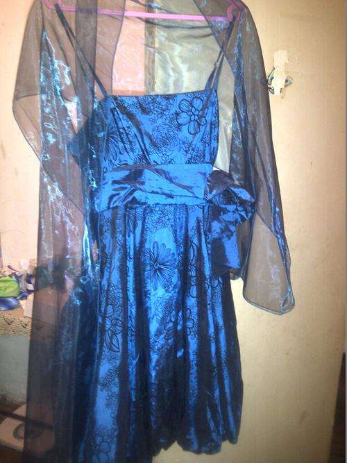 formal blue dress size 34-36 with scarve