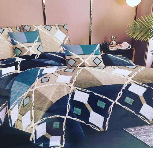 5 Piece Queen Quilts