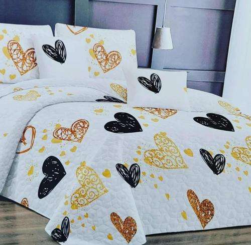 5 Piece Queen Quilts