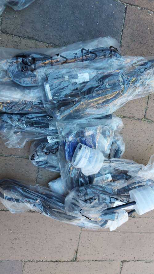 LOT of DVI and VGA Cables