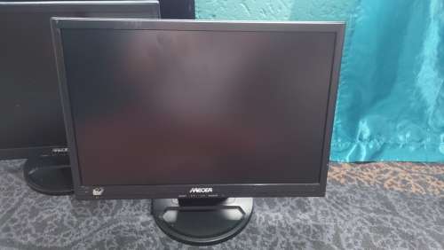 Lot of 3x Mecer Monitors 19`