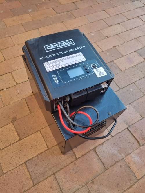 LOADSHEDDING BUSTER - 800W Hybrid Inverter + Battery Trolley + Solar Input