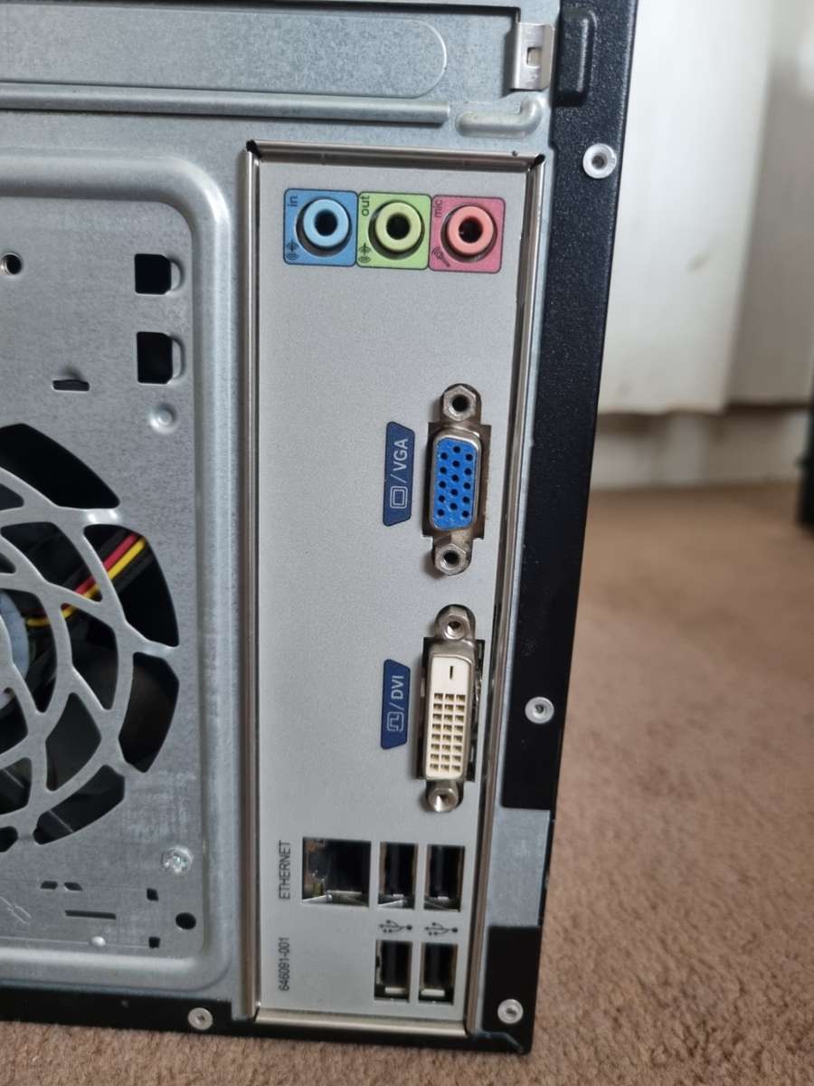 HP Desktop Computer - core i3