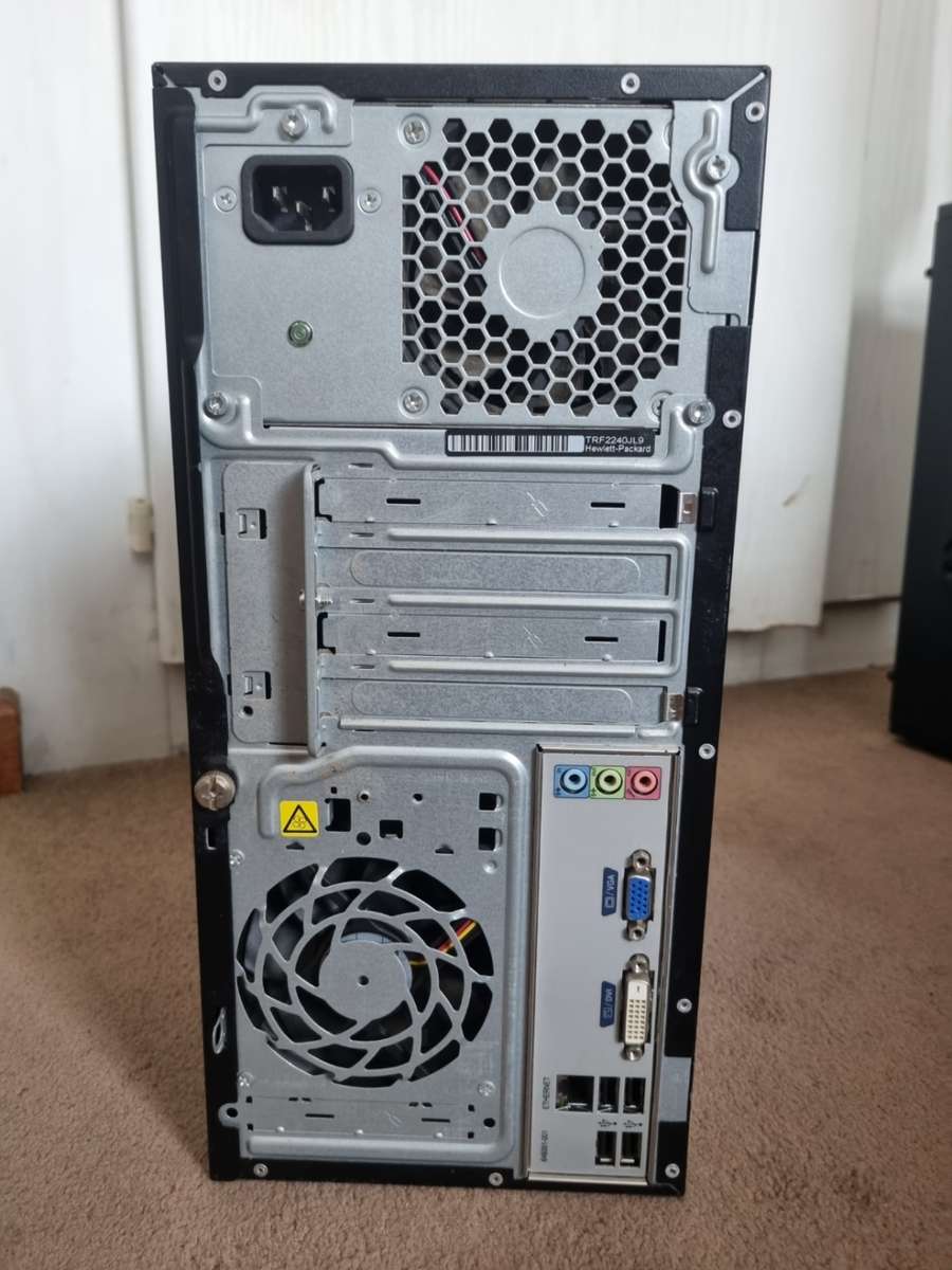 HP Desktop Computer - core i3