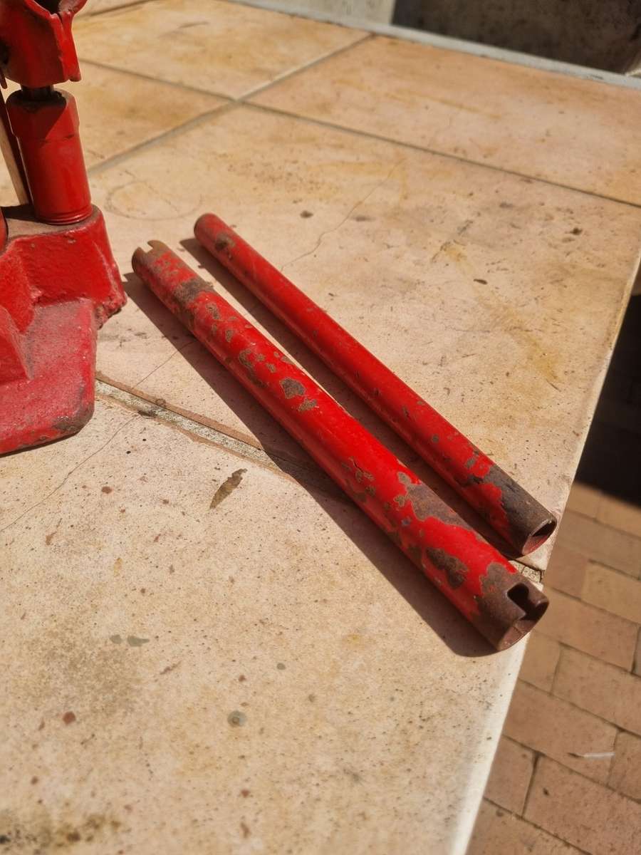 32 Ton Hydraulic Bottle Jack