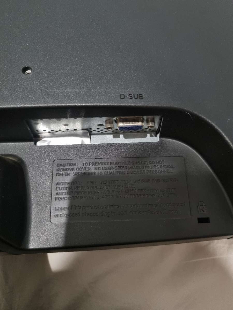 LG Flatron 22` Monitor