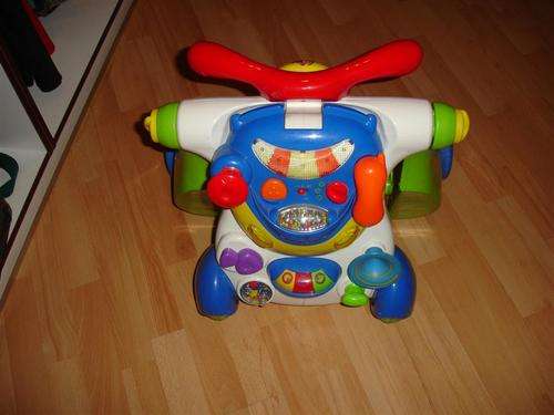 Gracco pram with carry chair.