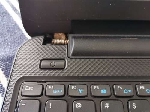 Dell Inspiron Laptop - Faulty Please Read