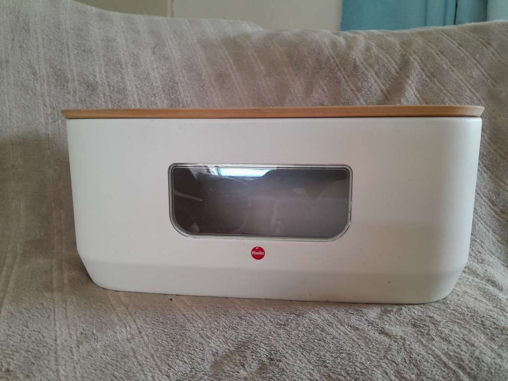 Lovely Hailo Bread Bin
