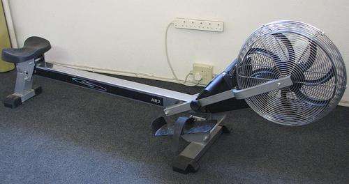 HOME ROWING MACHINE - Model: V-fit AR2 (Price Reduced from R2550.00)