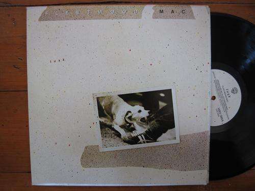 FLEETWOOD MAC - TUSK - RSA VG+ /VG+ 2 LP WITH INSERTS