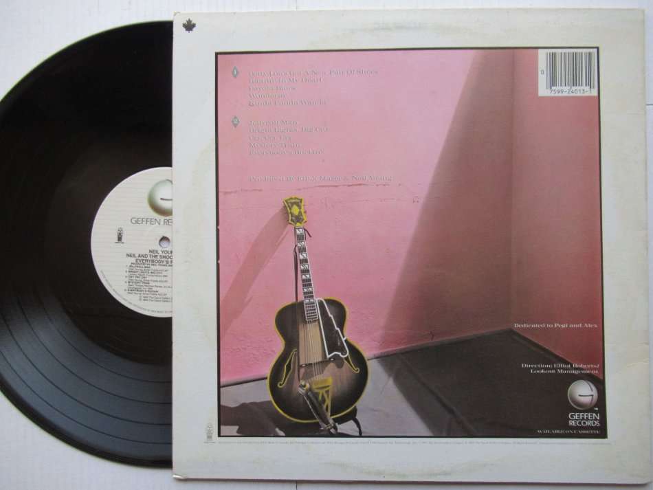 NEIL YOUNG - EVERYBODY'S ROCKIN' - CANADA  VG/ VG+ WITH INNNER