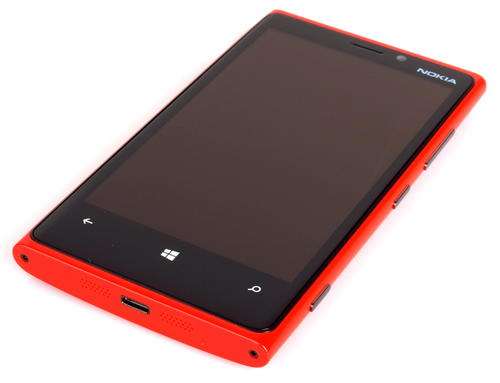 NOKIA LUMIA 920 *BRAND NEW* PLUS JBL SPEAKER