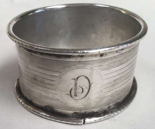 Silver napkin ring 13 grams. Has English silver marks