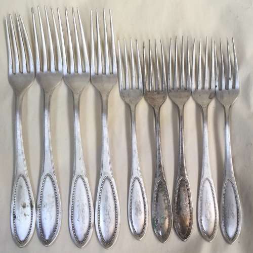 9 silver forks as one lot 499 grams of German silver (800)