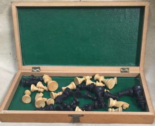 32 cms square chess board, folds to box that acts as storage