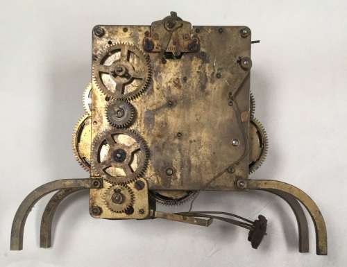 Clock mechanism as per photos, but no manufacturer's name visible