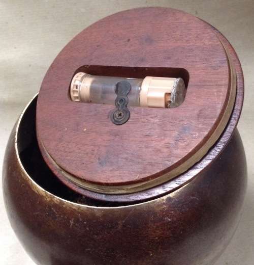 Five estate pipes and humidor