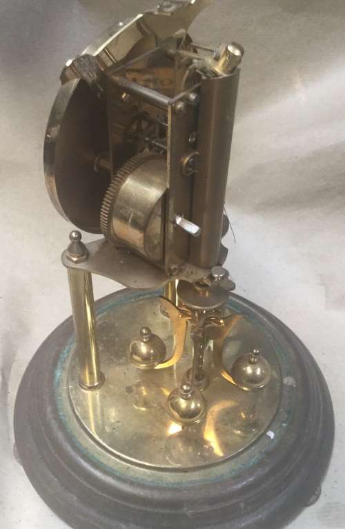 Anniversary clock fo spares ....had a great fall .....no dome etc