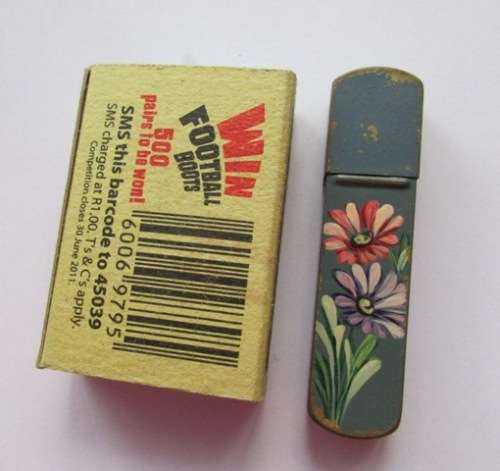 Retro 'HAIR GRIPS' Holder. Hand Painted approximately 6 L x 1.5 w x 1 cm deep