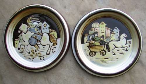 Hand Painted Wall Art Folk Pottery x 2 Plates approximate diameter 17 cms
