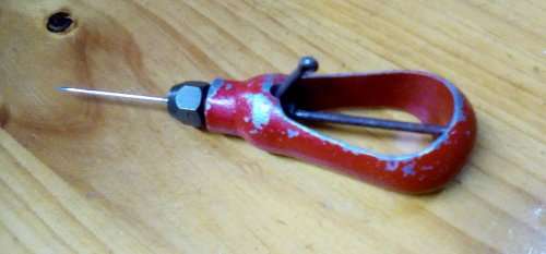 RARE Metal Shoe Repair Needle app. 13.5 cms long