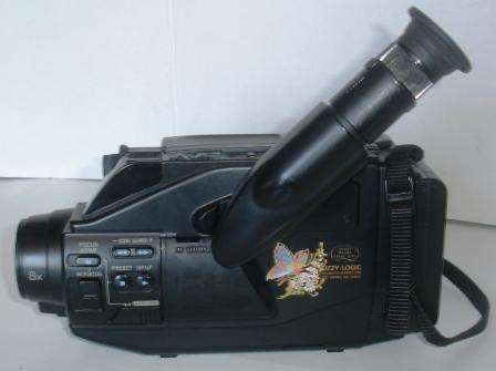 Sanyo VM-RZIP BMM cam corder with instruction book and case