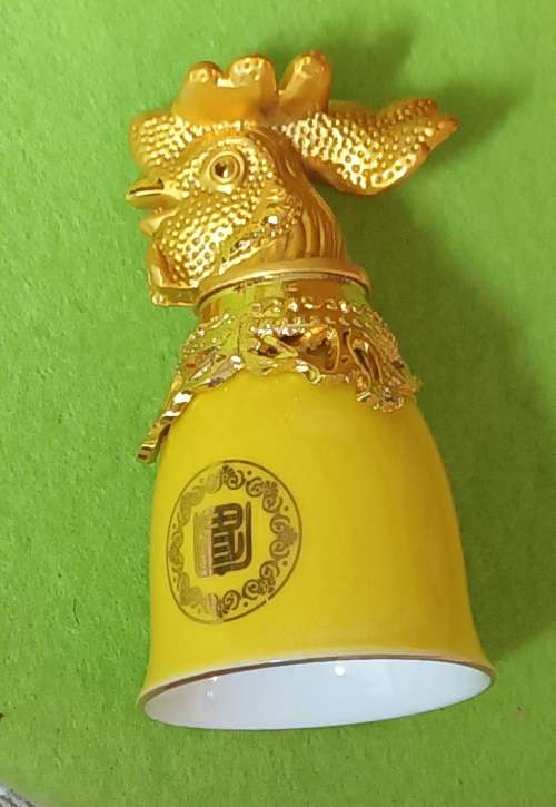 Cabilock 12 Zodiac Liquor cup set dispenser saki, wine, spirits Chinese