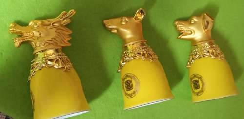 Cabilock 12 Zodiac Liquor cup set dispenser saki, wine, spirits Chinese