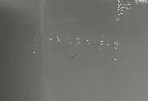 Corningware `French White` lidded F-1-B 2.5 liter USA app. D22 X H13 high