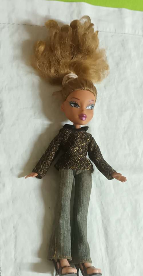 BRATZ DOLL circa 2001 approximately 25 cms tall
