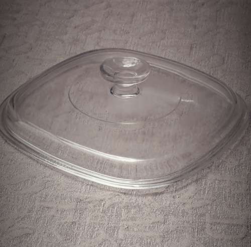 CORNINGWARE Pyrex A-9-0 Lid clear square glass approximately 22 x 22 x H5 cms
