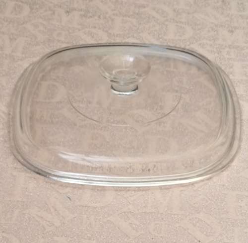 CORNINGWARE Pyrex A-9-0 Lid clear square glass approximately 22 x 22 x H5 cms
