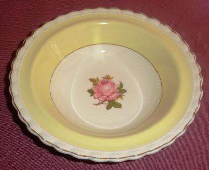 J&G Meakin - Sweet bowl