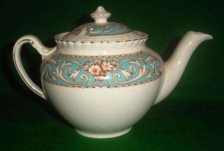 Johnson Bros B3 - 2 cup tea pot